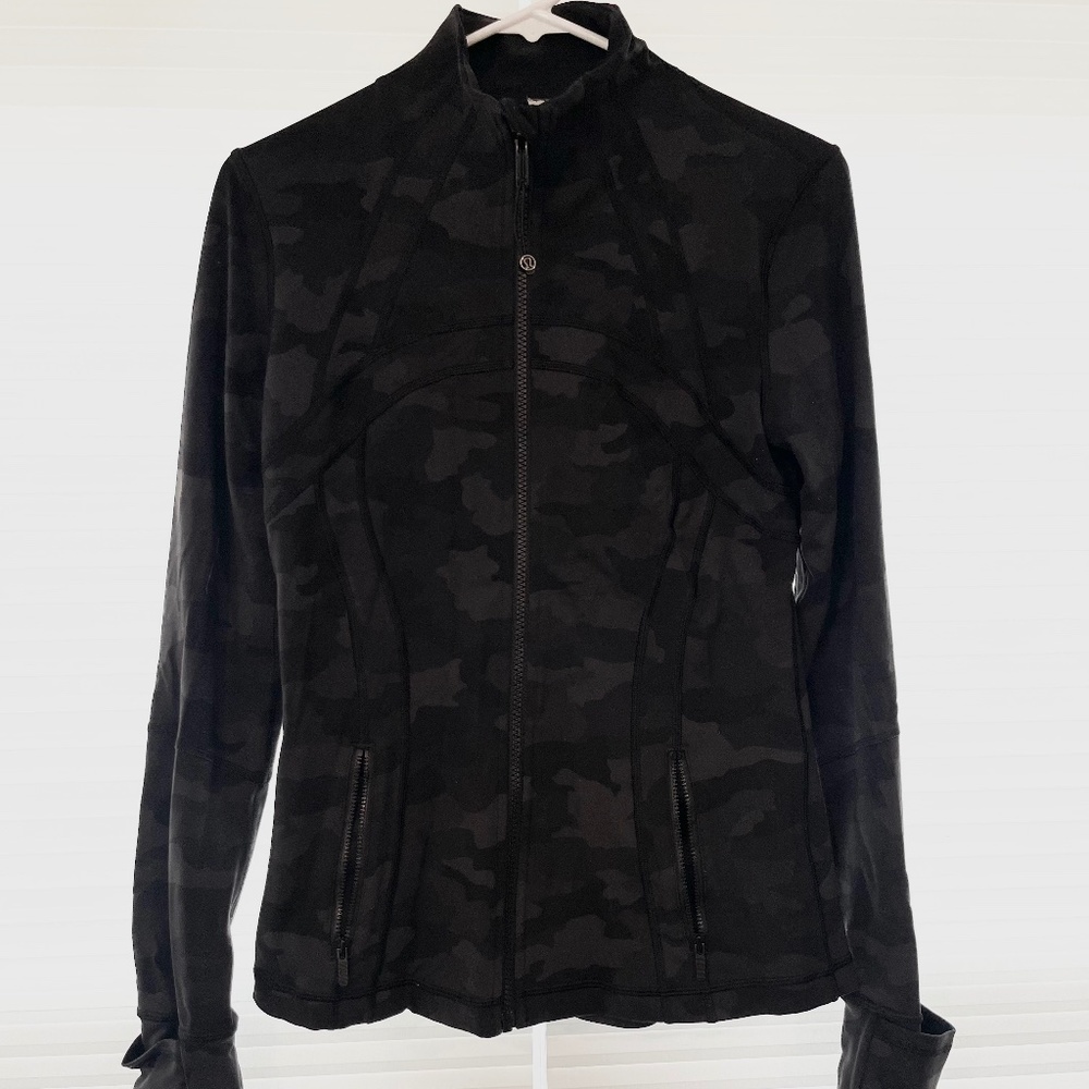 Lululemon Black and Grey Camo Workout Jacket